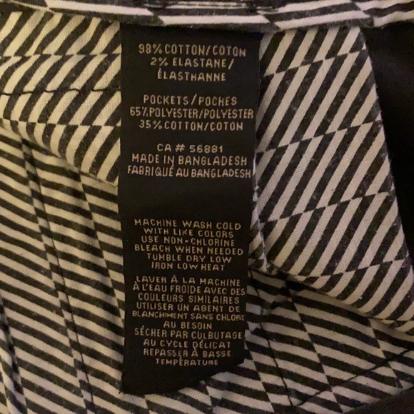 O’Neill | Standard Fit - Black Shorts - Picture 3 of 6